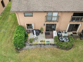 10005 S Winding Lake Rd 106, Sunrise FL 33351