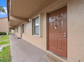 10005 S Winding Lake Rd 106, Sunrise FL 33351