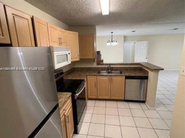 11225 W Atlantic Blvd 103, Coral Springs FL 33071