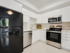 2020 Prairie Ave 205, Miami Beach FL 33139
