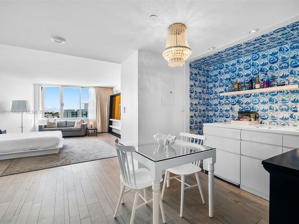 1100 West Ave 819, Miami Beach FL 33139