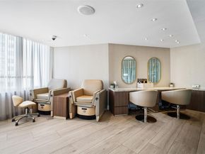1100 West Ave 819, Miami Beach FL 33139