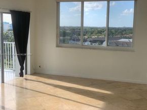 4200 Hillcrest Dr 800, Hollywood FL 33021