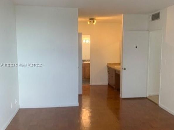 4200 Hillcrest Dr 800, Hollywood FL 33021