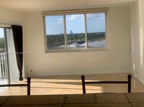 4200 Hillcrest Dr 800, Hollywood FL 33021