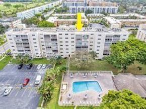 4200 Hillcrest Dr 800, Hollywood FL 33021