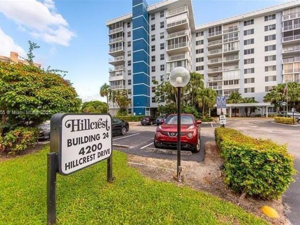 4200 Hillcrest Dr 800, Hollywood FL 33021