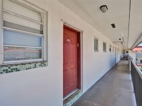 1400 NE 191st St 343, Miami FL 33179