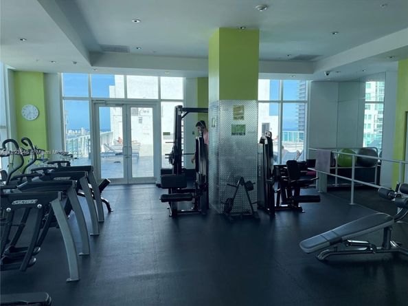133 NE 2nd Ave 2219, Miami FL 33132