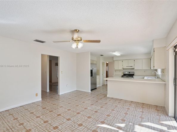 9730 SW 5th St, Miami FL 33174