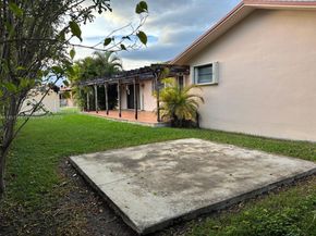 9730 SW 5th St, Miami FL 33174