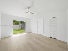 6136 NW 181st Terr Cir W, Hialeah FL 33015