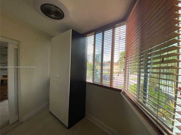 18646 NE 18th Ave 227, Miami FL 33179
