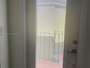 18646 NE 18th Ave 227, Miami FL 33179