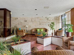 4675 W 18th Ct 701, Hialeah FL 33012