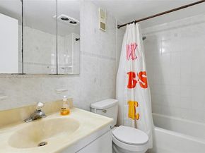 4675 W 18th Ct 701, Hialeah FL 33012