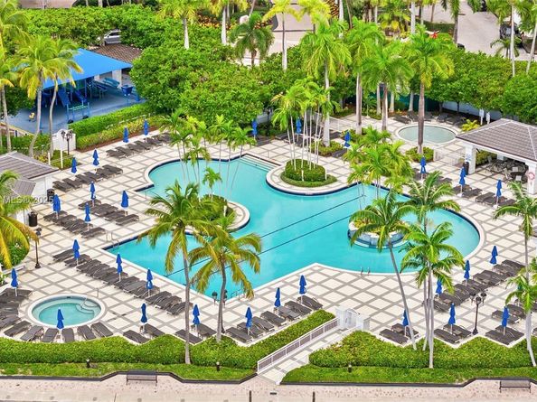 21405 NE 38th Ave, Aventura FL 33180