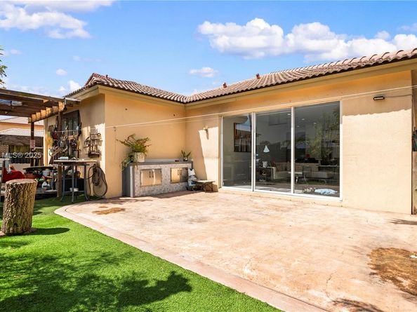 23813 SW 108th Ct, Homestead FL 33032