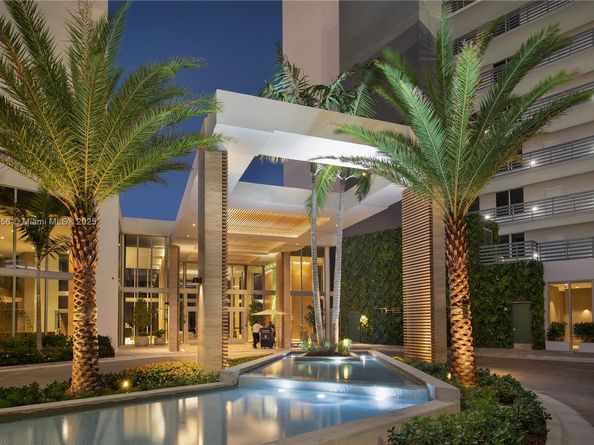 16385 Biscayne Blvd 1503 +2Parking, North Miami Beach FL 33160