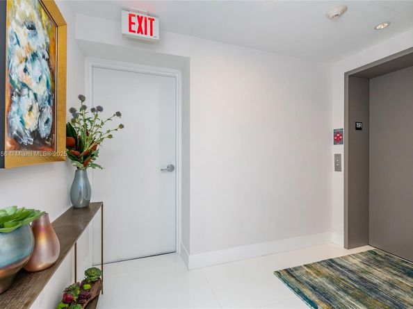 16385 Biscayne Blvd 1503 +2Parking, North Miami Beach FL 33160