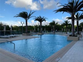 16385 Biscayne Blvd 1503 +2Parking, North Miami Beach FL 33160