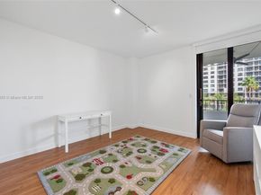 520 Brickell Key Dr A604, Miami FL 33131