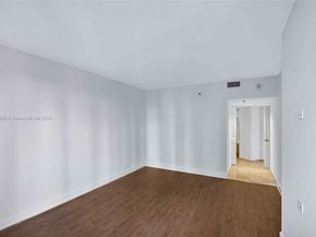 520 Brickell Key Dr A604, Miami FL 33131