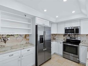 520 Brickell Key Dr A604, Miami FL 33131