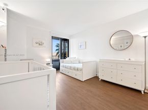 520 Brickell Key Dr A604, Miami FL 33131