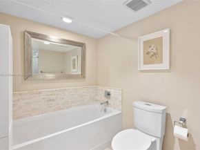 520 Brickell Key Dr A604, Miami FL 33131