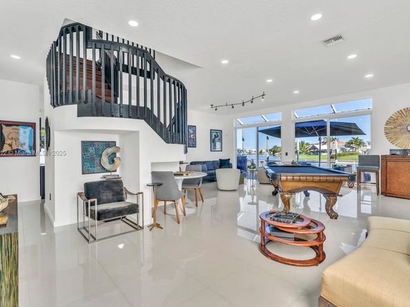 15697 NW 12th Pl, Pembroke Pines FL 33028