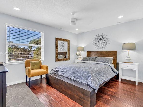 15697 NW 12th Pl, Pembroke Pines FL 33028