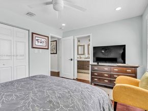 15697 NW 12th Pl, Pembroke Pines FL 33028