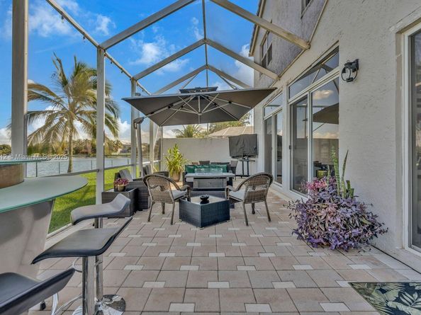 15697 NW 12th Pl, Pembroke Pines FL 33028