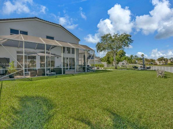15697 NW 12th Pl, Pembroke Pines FL 33028
