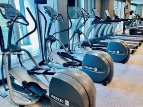 950 Brickell Bay Dr 2001, Miami FL 33131