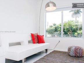 801 15th St 208, Miami Beach FL 33139