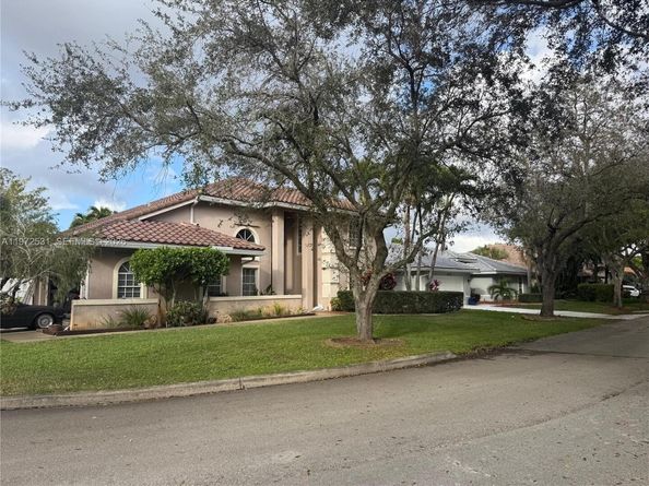 6263 NW 42nd Ct, Coral Springs FL 33067