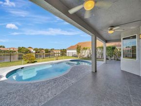 322 Lake Crest Ct, Weston FL 33326