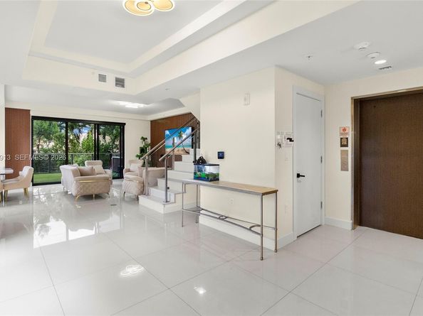 3040 N Ocean Blvd N101, Fort Lauderdale FL 33308