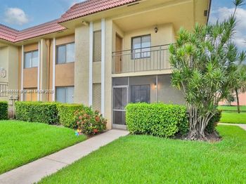 305 Lakeview Dr