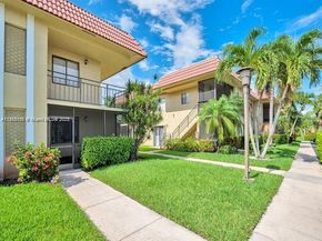 305 Lakeview Dr 104, Weston FL 33326