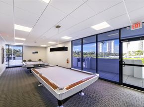 3675 N Country Club Dr 204, Aventura FL 33180