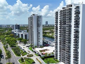 3675 N Country Club Dr 204, Aventura FL 33180