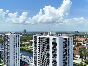 3675 N Country Club Dr 204, Aventura FL 33180