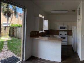 15297 SW 119th Ter 15297, Miami FL 33196