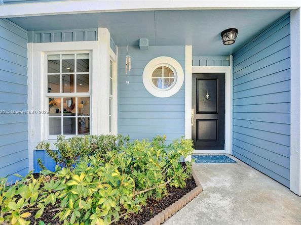 203 Ocean Dunes Cir, Jupiter FL 33477