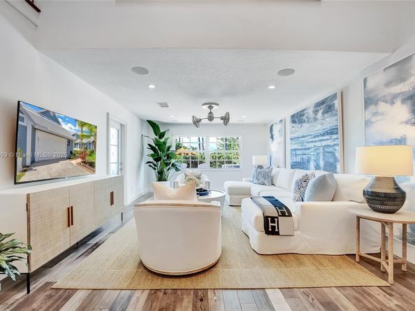 203 Ocean Dunes Cir, Jupiter FL 33477