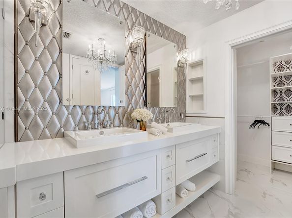 203 Ocean Dunes Cir, Jupiter FL 33477