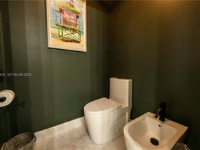 10461 SW 121st St, Miami FL 33176